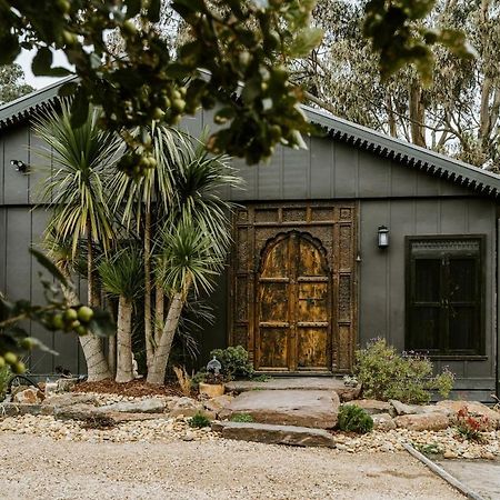 Launching PlaceThe Temple - Country Farm Retreat别墅 外观 照片