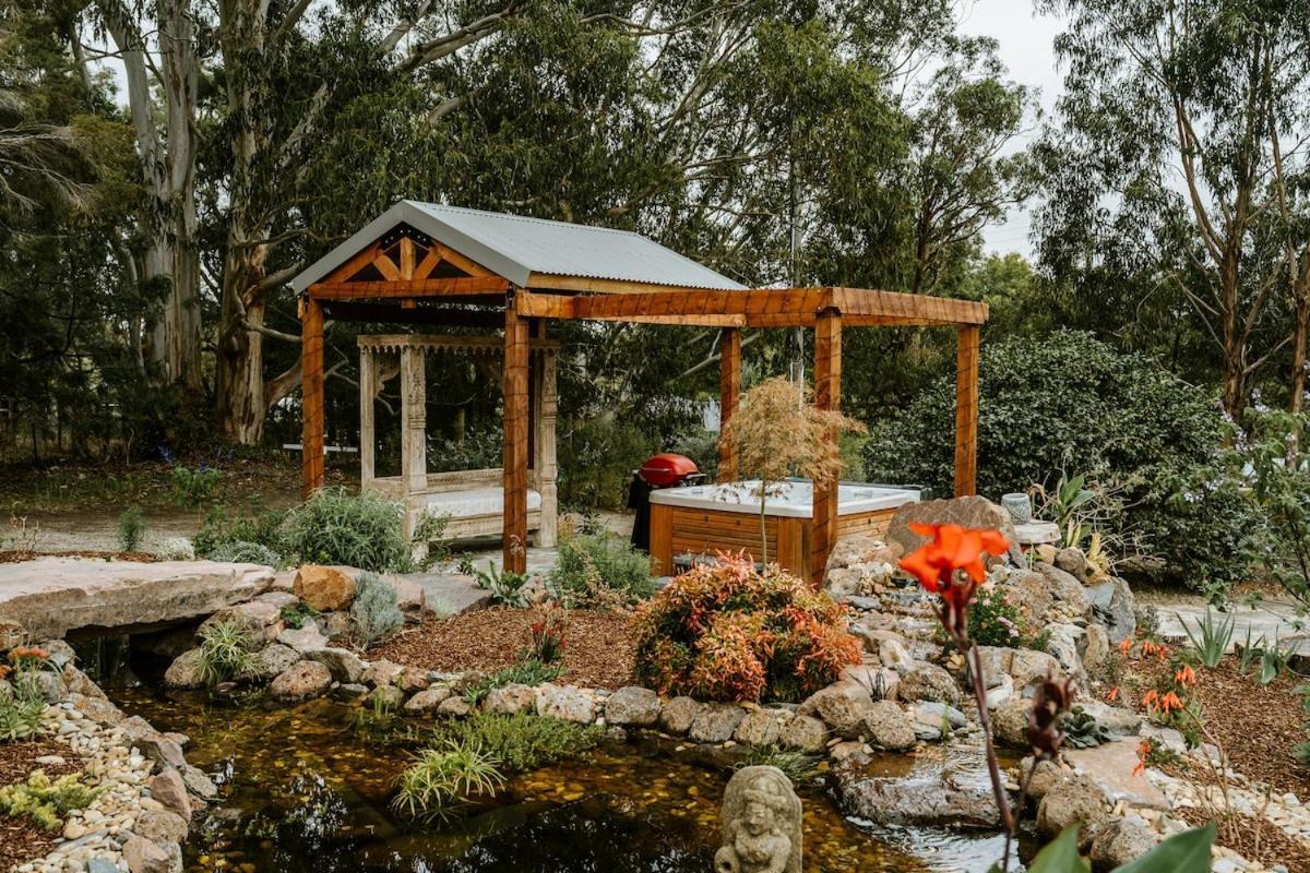 Launching PlaceThe Temple - Country Farm Retreat别墅 外观 照片