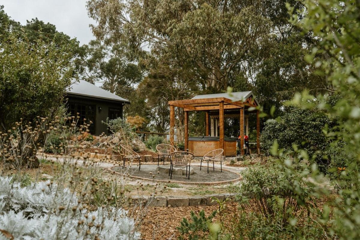Launching PlaceThe Temple - Country Farm Retreat别墅 外观 照片